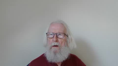 Snapshot of onanister chatting on October 2025 01:25:01 PM Somewhere over the rainbow online show from October 2025 01:25:01 PM