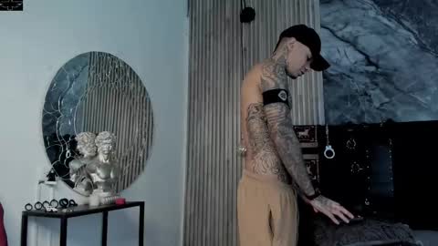     ... online show from October 2025 07:23:02 PM