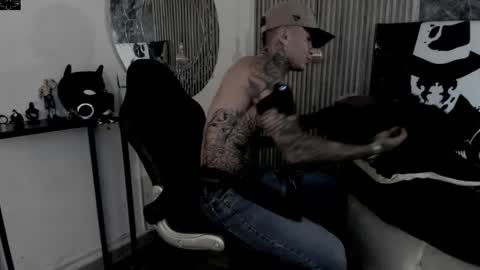     ... online show from April 2026 09:01:02 PM