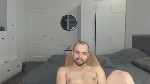 onebestlover online show from February 2025 02:43:01 PM