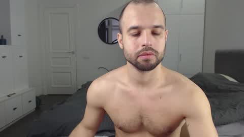 onebestlover online show from February 2025 07:50:01 AM