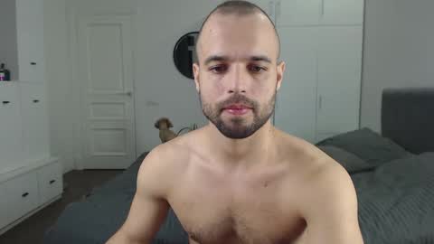 onebestlover online show from February 2025 05:03:02 PM