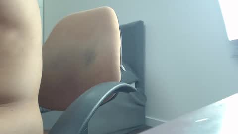 onebestlover online show from February 2025 02:44:02 PM