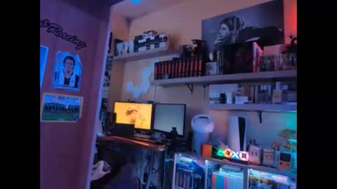 onecrew1 online show from January 2026 05:27:02 PM