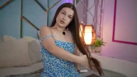 L A Y A online show from June 2026 06:32:02 AM