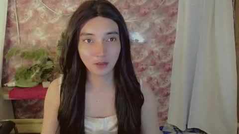Snapshot of onelesslonelygirl69 chatting on June 2026 07:05:01 PM KLIER online show from June 2026 07:05:01 PM