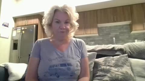 couple mature milf bigboobs curvy mommydaddy online show from December 2024 03:00:01 AM