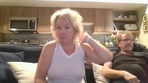 couple mature milf bigboobs curvy mommydaddy online show from December 2024 07:46:02 PM