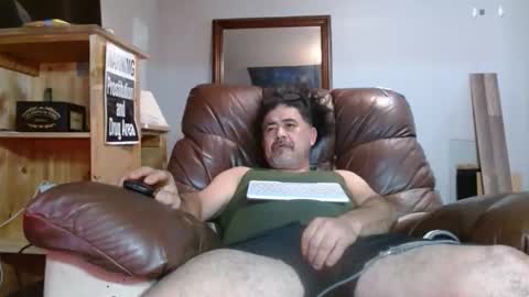 Snapshot of onewayallday chatting on April 2026 12:43:02 PM onewaykenny online show from April 2026 12:43:02 PM