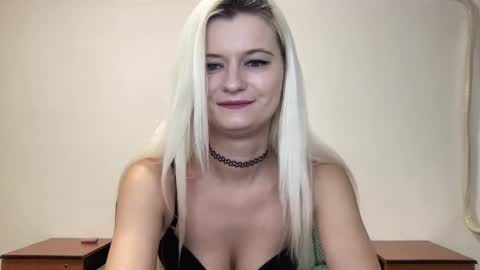 Snapshot of onika_cox chatting on September 2025 09:16:02 PM Onika online show from September 2025 09:16:02 PM