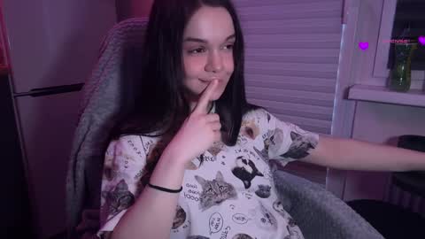 Snapshot of online_may chatting on March 2026 07:47:01 AM May I am your cute succubus online show from March 2026 07:47:01 AM