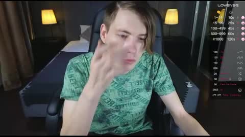 Erick  online show from February 2025 04:24:01 PM