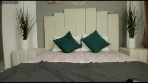 Erick  online show from March 2025 07:12:02 PM