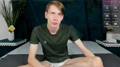 Erick  online show from December 2025 07:36:01 AM