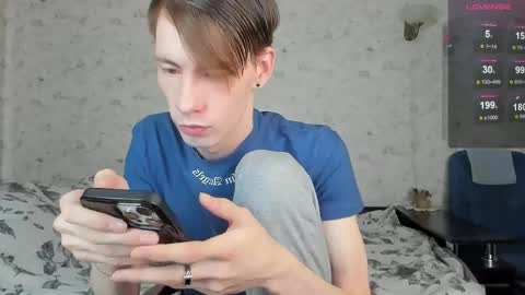 Snapshot of only_eric chatting on April 2026 12:10:01 PM Erick online show from April 2026 12:10:01 PM