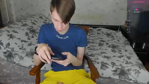 Snapshot of only_eric chatting on May 2026 04:17:02 AM Erick online show from May 2026 04:17:02 AM