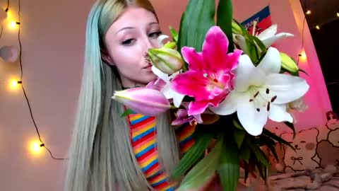 Snapshot of only_iva21 chatting on April 2026 07:58:01 PM Iva online show from April 2026 07:58:01 PM