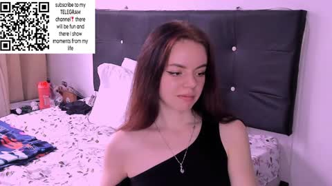 Snapshot of only_sarah1 chatting on December 2024 10:12:01 PM only_sarah1 online show from December 2024 10:12:01 PM