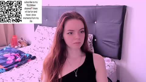 Snapshot of only_sarah1 chatting on December 2024 08:18:01 PM only_sarah1 online show from December 2024 08:18:01 PM
