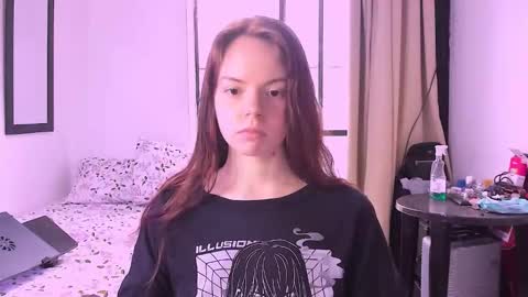 only_sarah1 online show from September 2025 10:48:02 PM