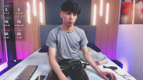 Josh -  Schedule 1400 - 2200 online show from December 2025 06:35:02 PM