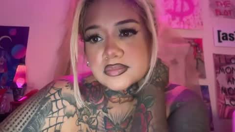 Snapshot of onlyvirgo chatting on July 2026 04:53:02 PM Avery Lee online show from July 2026 04:53:02 PM