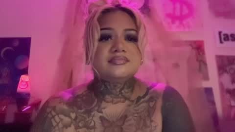 Snapshot of onlyvirgo chatting on July 2026 07:11:02 AM Avery Lee online show from July 2026 07:11:02 AM