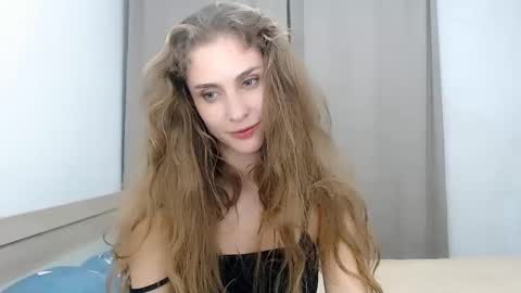 Snapshot of onnaone chatting on December 2024 02:59:01 AM OnnA online show from December 2024 02:59:01 AM