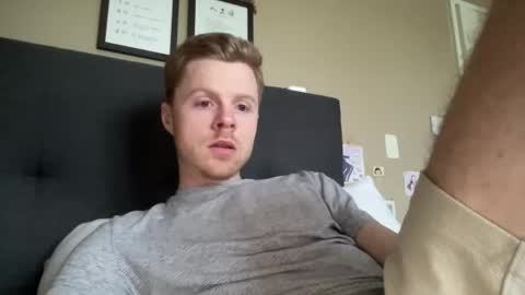 Snapshot of onnmyownface chatting on February 2025 10:24:02 AM onnmyownface online show from February 2025 10:24:02 AM