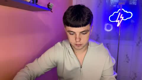 Mike online show from November 2025 02:28:02 PM