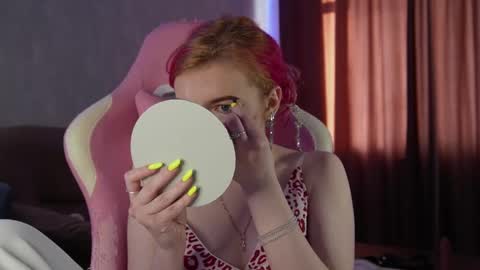 Snapshot of ooliviaa chatting on February 2026 01:33:02 PM Hannah online show from February 2026 01:33:02 PM