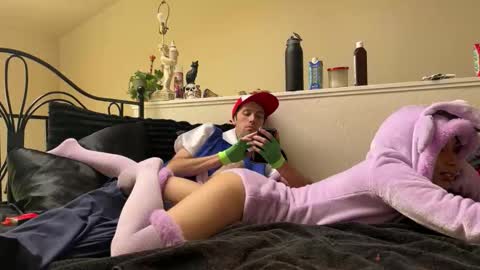 opalsessence_ online show from October 2025 10:25:02 PM