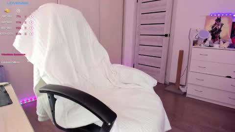 Snapshot of ophelia_mm chatting on February 2025 10:16:02 AM Ophelia online show from February 2025 10:16:02 AM