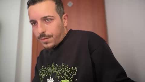 Snapshot of or690 chatting on December 2025 10:57:01 AM or online show from December 2025 10:57:01 AM