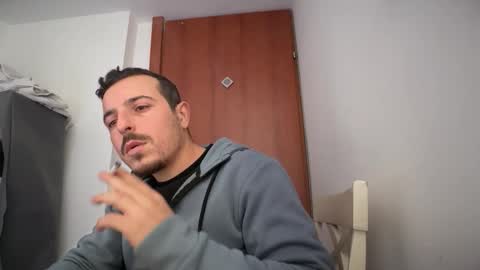 Snapshot of or690 chatting on January 2026 12:10:02 PM or online show from January 2026 12:10:02 PM