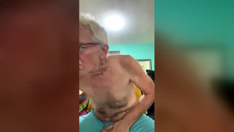 Snapshot of oraltopnm chatting on March 2026 05:01:02 PM oraltopnm online show from March 2026 05:01:02 PM