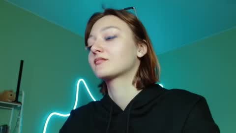 Melani  online show from October 2025 10:16:02 AM