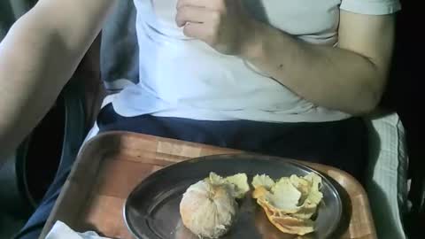 Ore online show from October 2025 09:42:01 PM