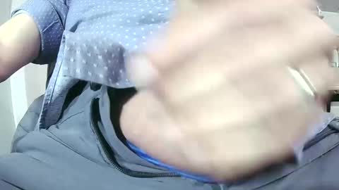 Snapshot of oregonasianguy chatting on February 2025 08:33:02 AM oregonasianguy online show from February 2025 08:33:02 AM