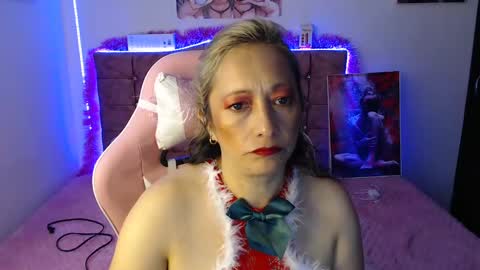 Snapshot of oriana_100 chatting on December 2024 07:48:02 PM oriana_100 online show from December 2024 07:48:02 PM