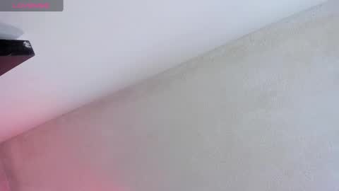 Snapshot of oriana_guzman chatting on December 2024 12:05:01 PM Miss Guzman online show from December 2024 12:05:01 PM