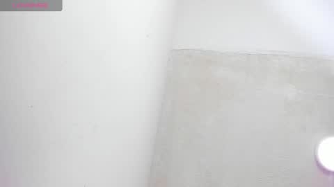 Snapshot of oriana_guzman chatting on December 2024 08:05:02 PM Miss Guzman online show from December 2024 08:05:02 PM