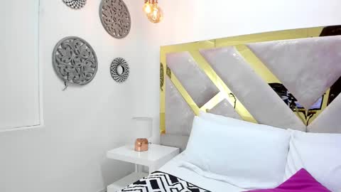 Snapshot of oriana_guzman chatting on February 2025 03:39:01 PM Miss Guzman online show from February 2025 03:39:01 PM