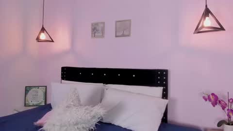 Snapshot of oriana_guzman chatting on September 2025 11:49:02 PM Miss Guzman online show from September 2025 11:49:02 PM