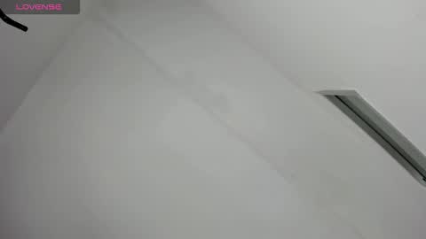 Snapshot of oriana_guzman chatting on October 2025 10:42:01 PM Miss Guzman online show from October 2025 10:42:01 PM