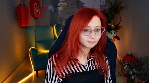 Snapshot of orianna_blade chatting on January 2025 06:45:02 PM Orianna - Hi Im into geek culture cosplay crafting LARP games. Shall we play DnD online show from January 2025 06:45:02 PM