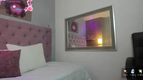 Snapshot of orion__smith chatting on September 2025 12:17:02 PM Orion online show from September 2025 12:17:02 PM