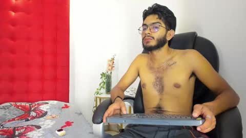 Snapshot of orion_perla chatting on March 2025 08:30:02 AM orion y perla online show from March 2025 08:30:02 AM