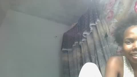 ornellahhh online show from October 2025 12:06:01 PM