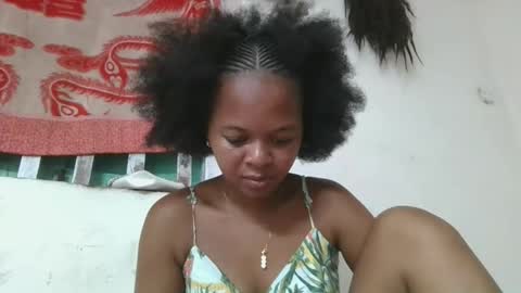 ornellahhh online show from February 2026 11:03:02 AM